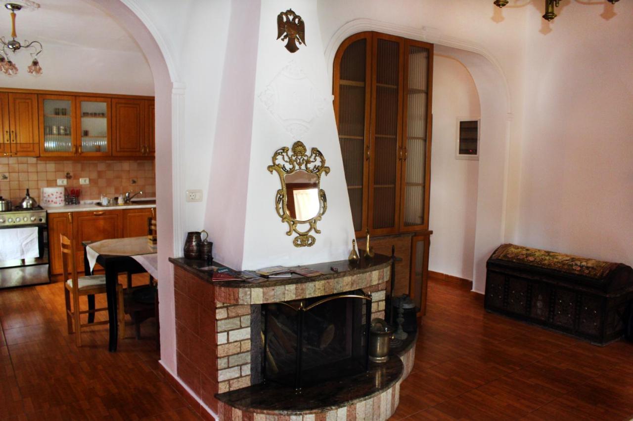 Ferienwohnung Babacari Gjirokastër Exterior foto